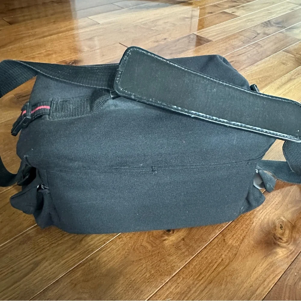 Vintage Coast Black Canvas Camera Bag – Padded Camera & Camcorder Carry Case